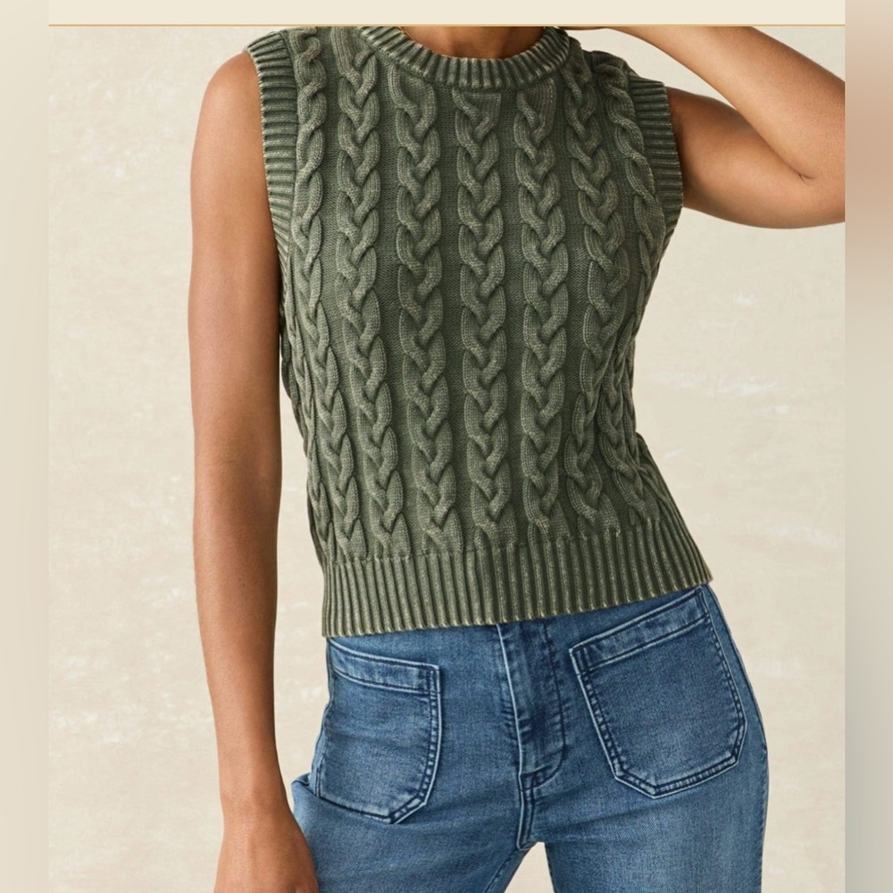 Faherty Sleeveless Sunwashed Sweatervest